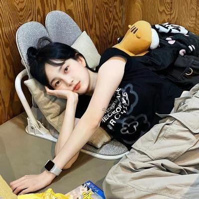 魔鬼与修女 海报
